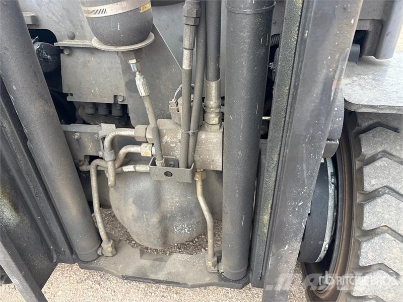 Crown C51050-65 4800 lb Cushion Tire Forklift 堆高機(叉車)-其他