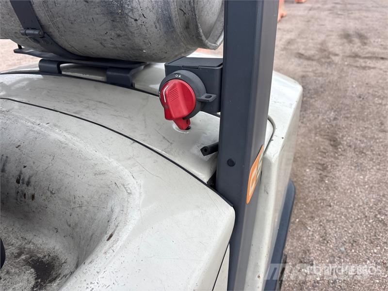 Crown C51050-65 4800 lb Cushion Tire Forklift 堆高機(叉車)-其他