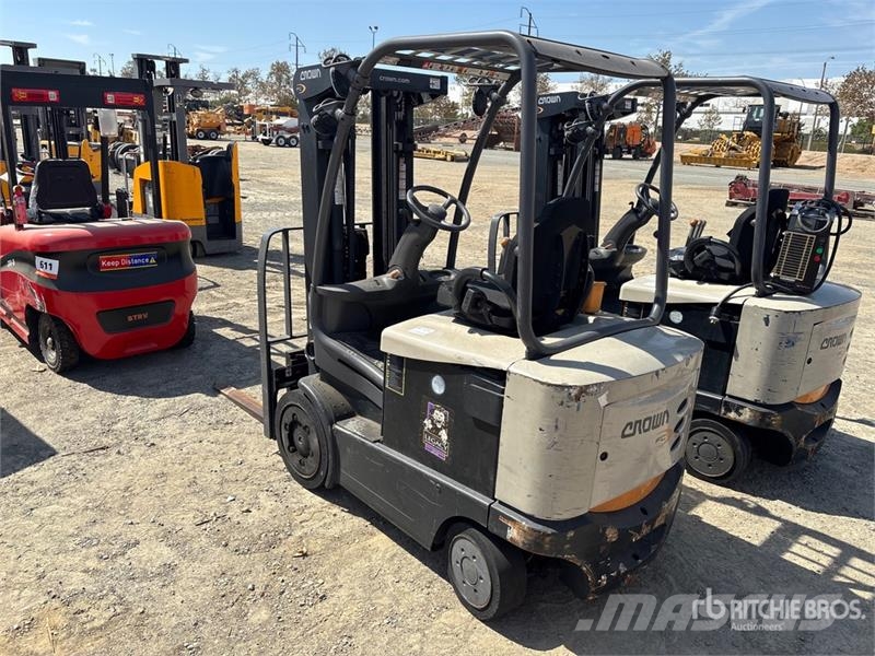 Crown FC5215-50 5000 lb Electric Forklift Elektromos targoncák