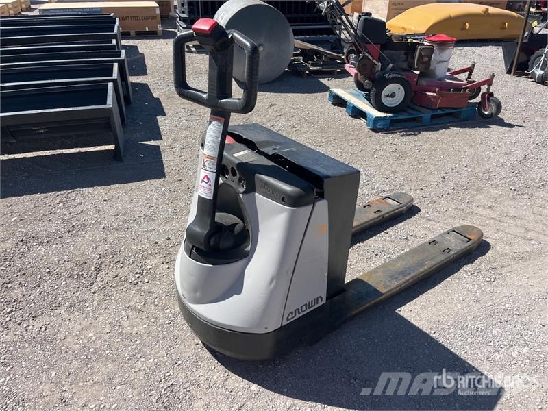 Crown WP2030-45 Hand pallet truck
