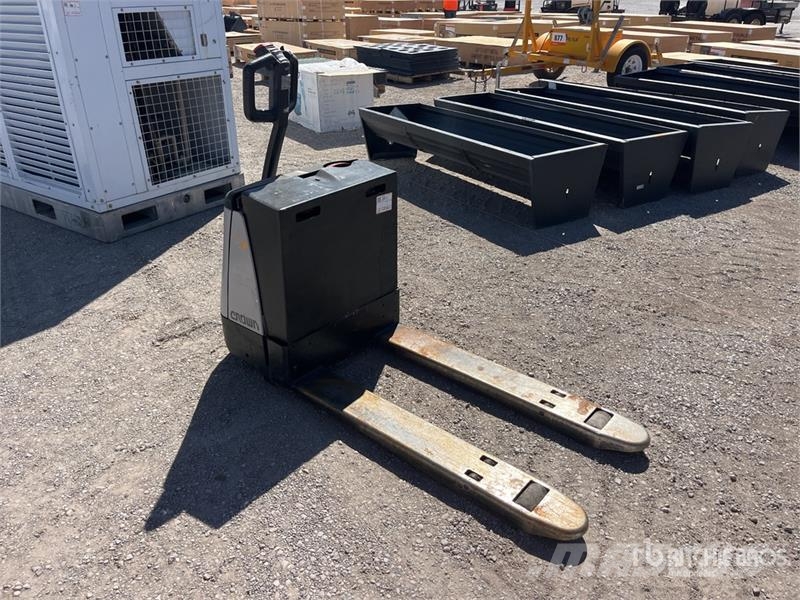 Crown WP2030-45 Hand pallet truck