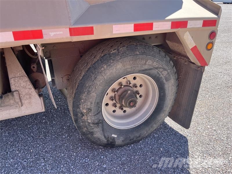 Cubelite 22 ft T/A Pup Belly Dump Trailer Bañera