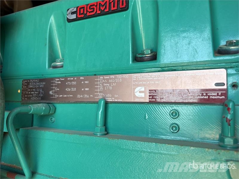 Cummins 300 kW Skid-Mounted Generator Set Naftové generátory