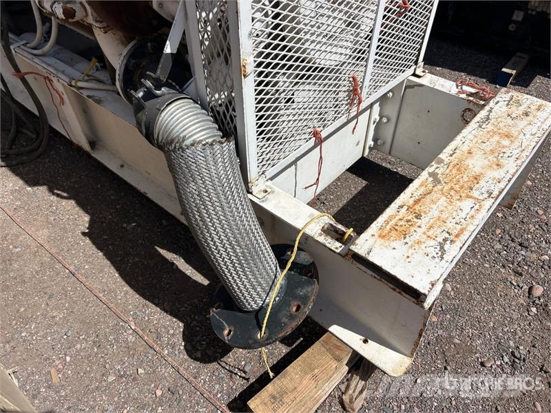 Cummins 750 kW Skid-Mounted Generator Set (Inoperable) Générateurs diesel
