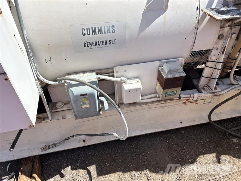 Cummins 750 kW Skid-Mounted Generator Set (Inoperable) Générateurs diesel