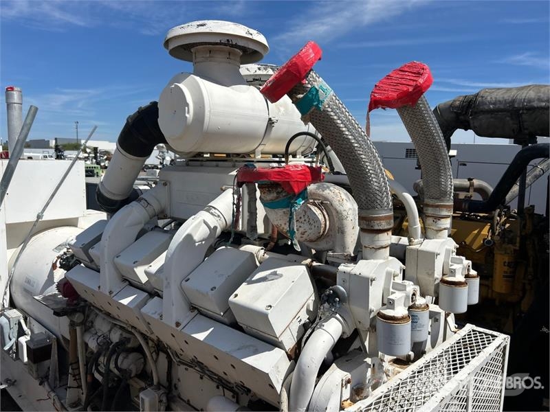 Cummins 750 kW Skid-Mounted Generator Set (Inoperable) Générateurs diesel