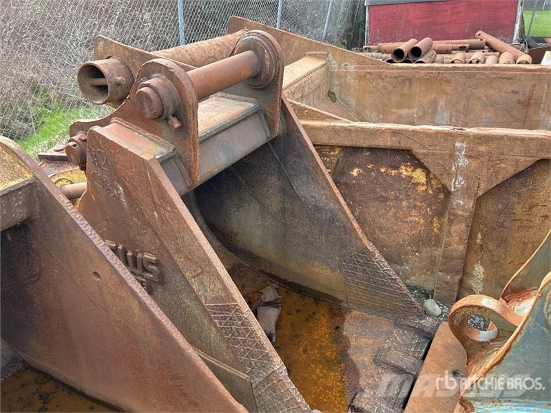 cus 34 in Digging Excavator Bucket دلاء