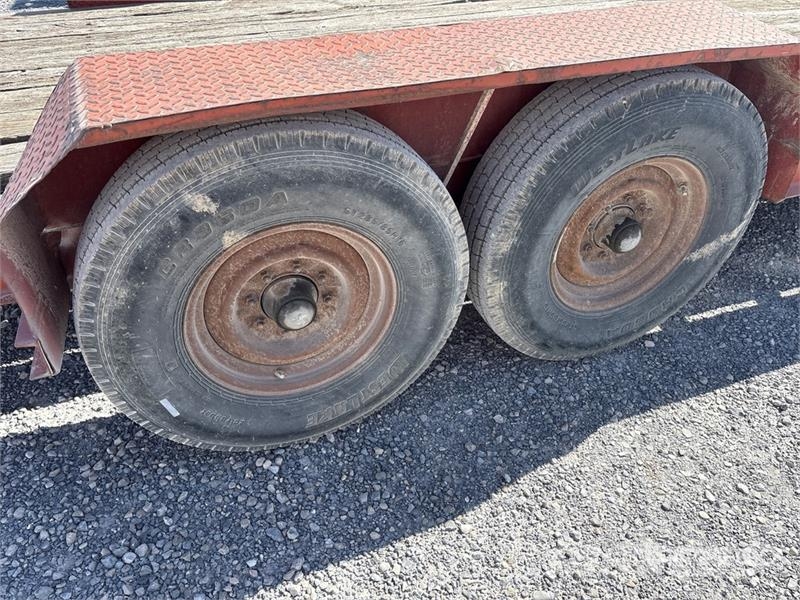  Custom Built 20 ft T/A Equipment Trailer 清障车