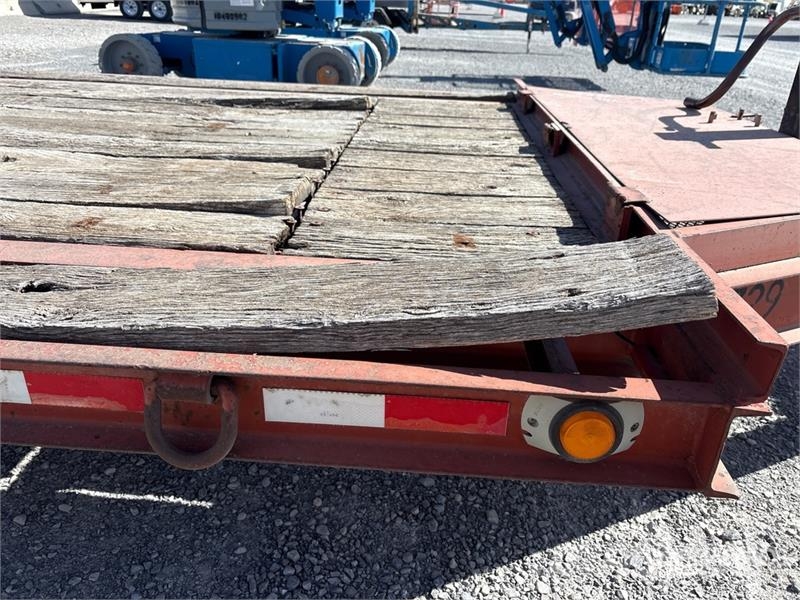 Custom Built 20 ft T/A Equipment Trailer 清障车