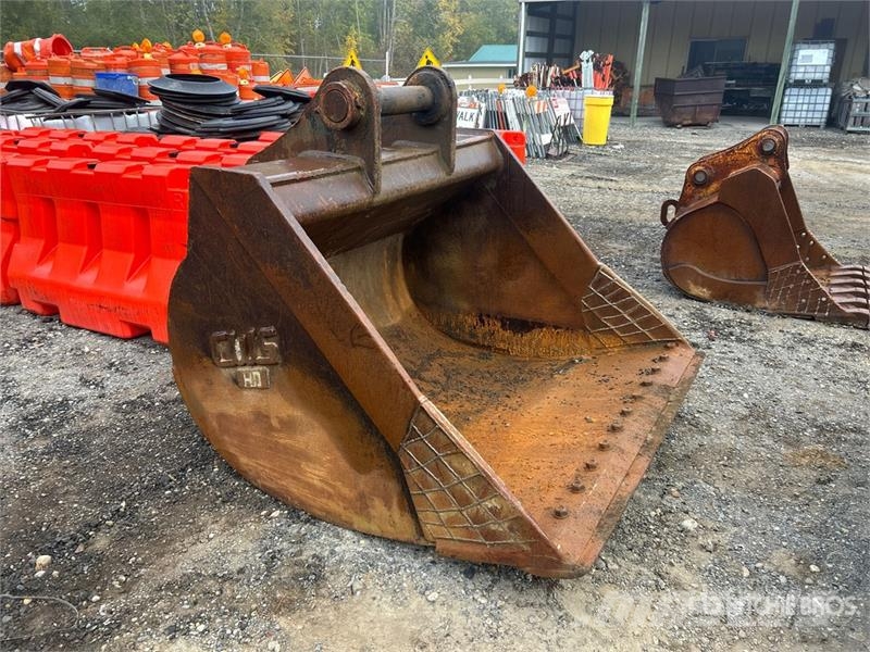 CWS 70 in Cleanup Excavator Bucket Kauhat