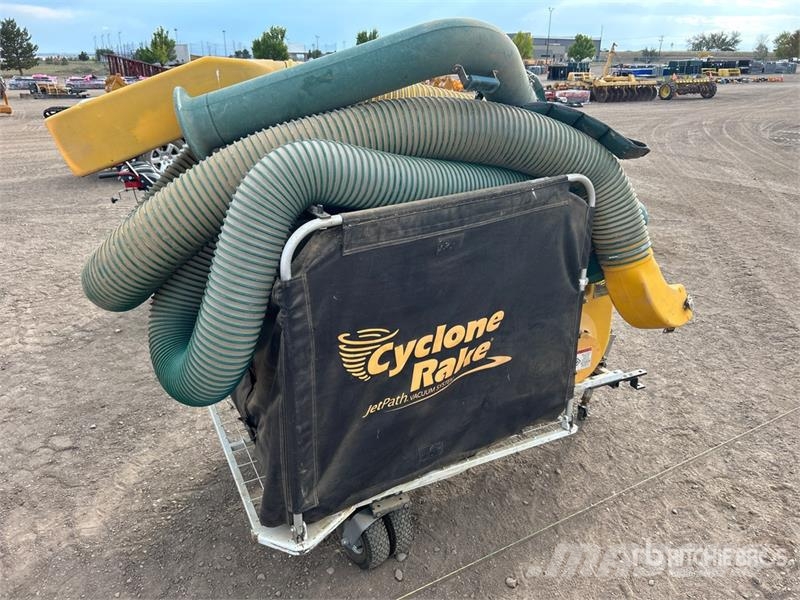 Cyclone Rake Leaf Vacuum Sonstige Landmaschinen