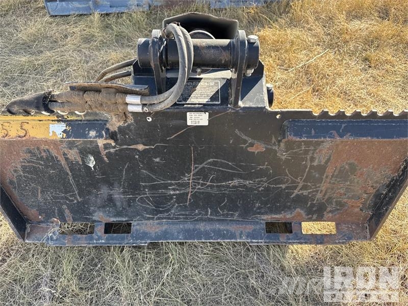 Daniel 30 in Skid Steer Grapple Grappin