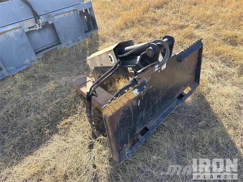 Daniel 30 in Skid Steer Grapple Grappin