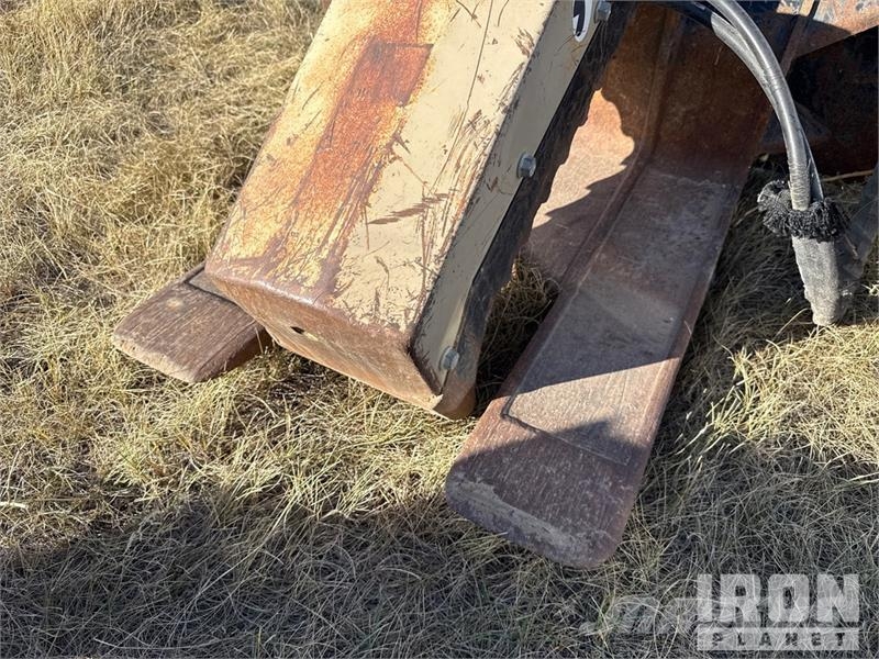 Daniel 30 in Skid Steer Grapple Grappin