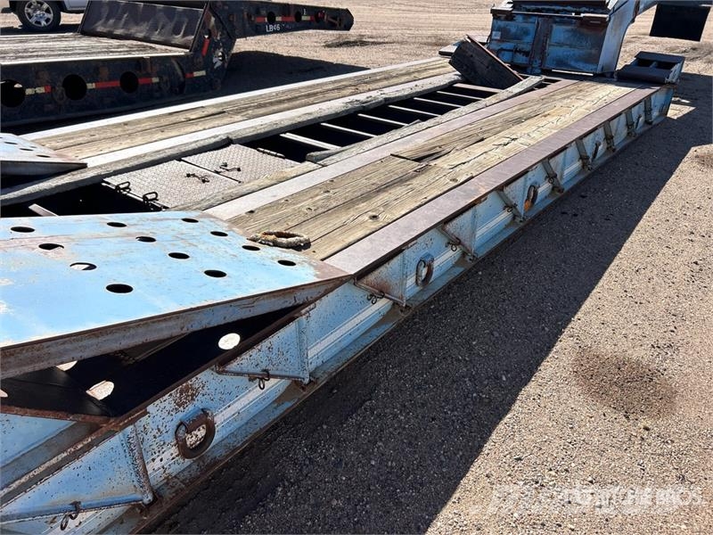 Danko Tri/A Removable Gooseneck Lowboy Trailer Remorque surbaissée