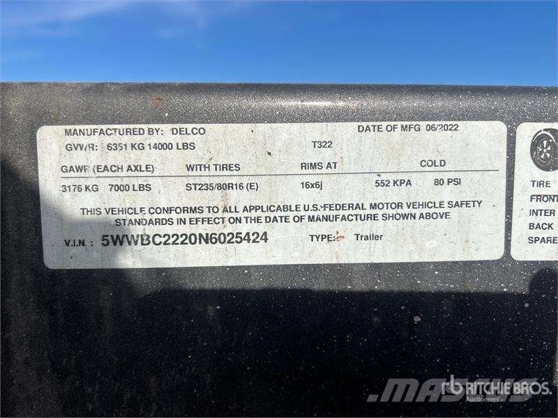  Delco 22 ft T/A Tilt Deck Trailer Zemie treileri