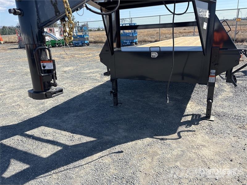 Delco 45.5 ft T/A Gooseneck Equipment Trailer Prikolice za prevoz vozil