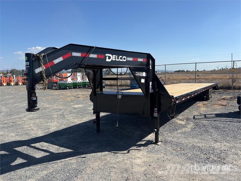 Delco 45.5 ft T/A Gooseneck Equipment Trailer Prikolice za prevoz vozil