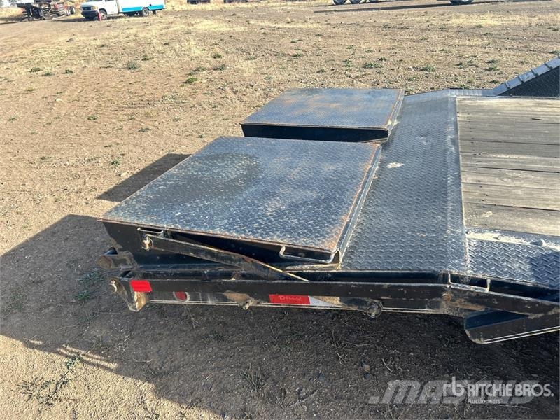 Delco C722A72ESMK 22 ft T/A Equipment Trailer Auto pārvadāšanas treileri
