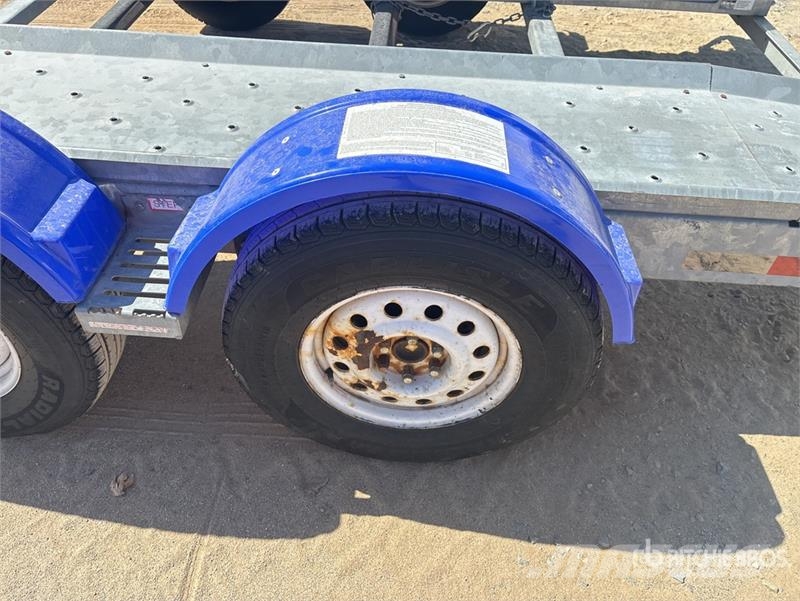 Demco AT7000P T/A 1 Car Open Car Carrier Trailer Vehicle transport semi-trailers