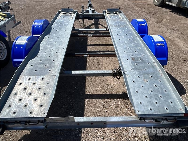 Demco AT7000P T/A 1 Car Open Car Carrier Trailer Návesy na prepravu automobilov
