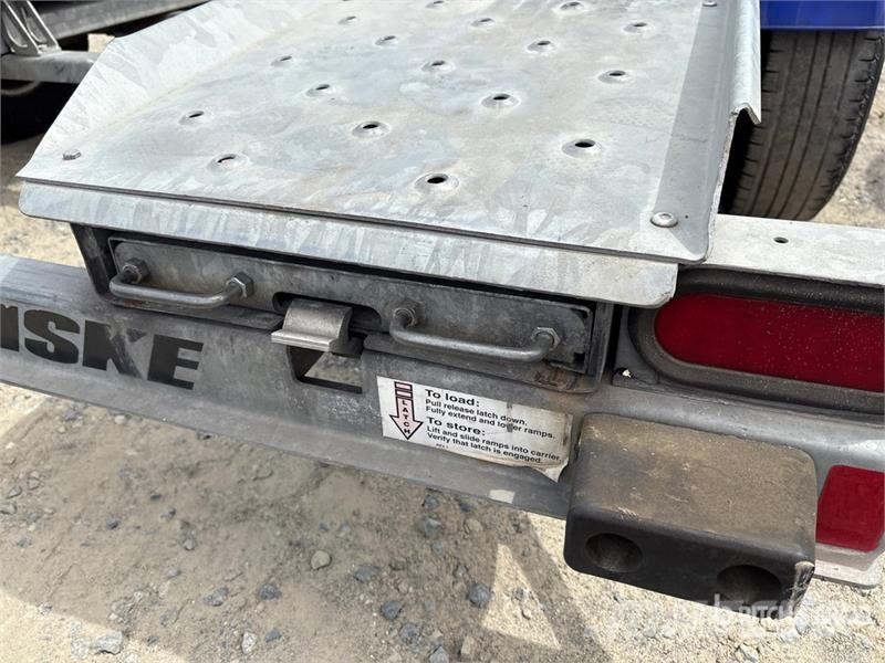 Demco AT7000P T/A 1 Car Open Car Carrier Trailer Vehicle transport semi-trailers