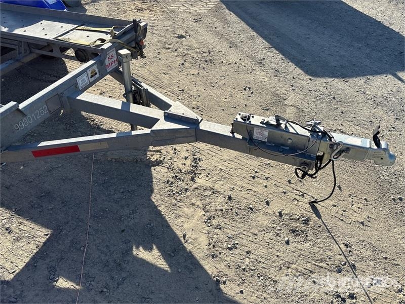 Demco AT7000P T/A 1 Car Open Car Carrier Trailer Vehicle transport semi-trailers
