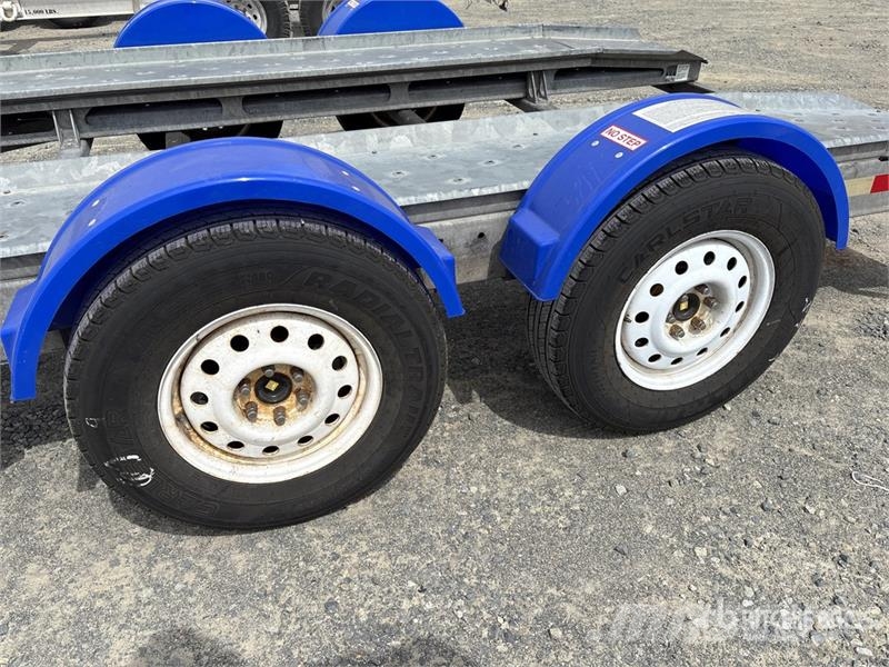 Demco AT7000P T/A 1 Car Open Car Carrier Trailer Vehicle transport semi-trailers