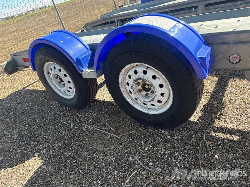 Demco AT7000P T/A 1 Car Open Car Carrier Trailer Návesy na prepravu automobilov