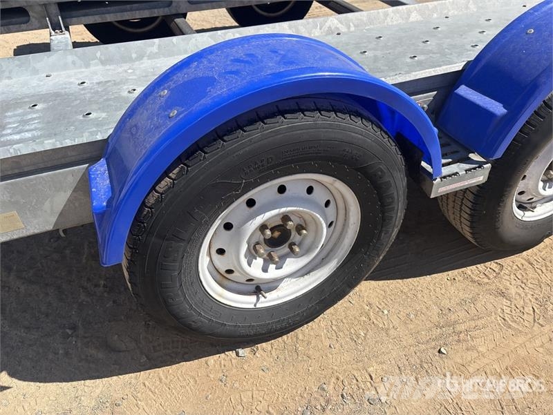 Demco AT7000P T/A 1 Car Open Car Carrier Trailer Vehicle transport semi-trailers