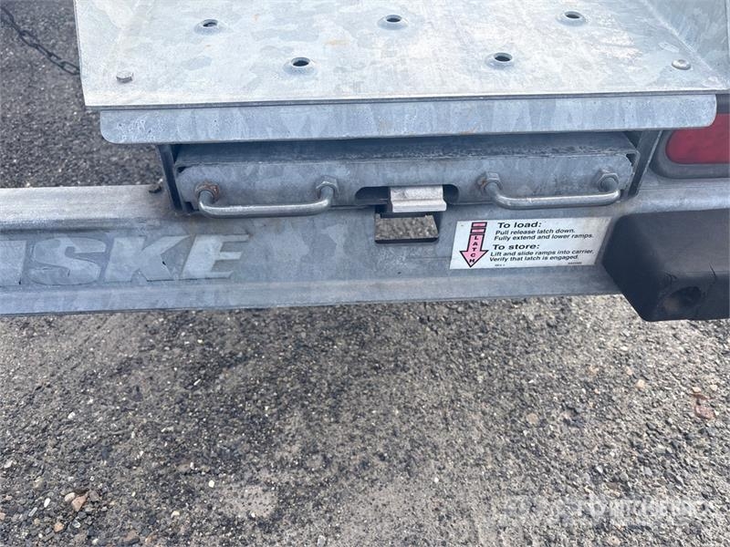 Demco AT7000P T/A 1 Car Open Car Carrier Trailer Polprikolice za prevoz vozil