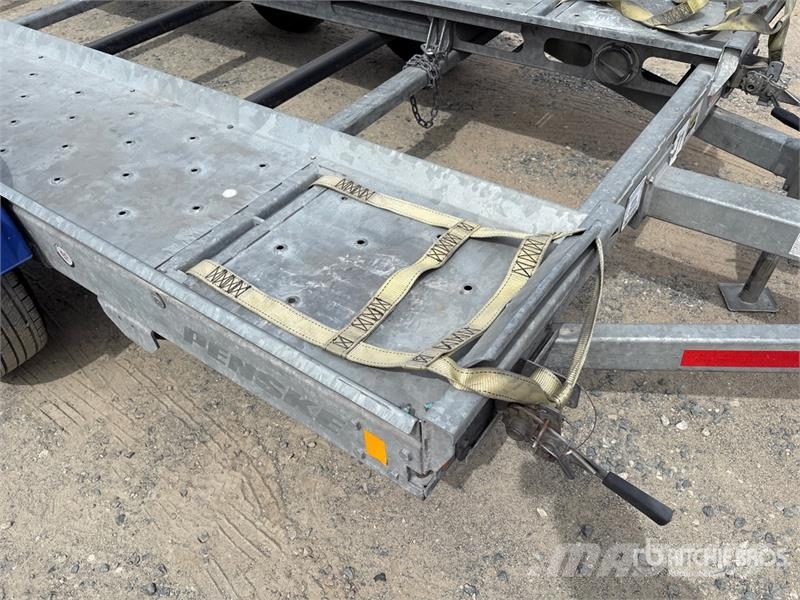 Demco AT7000P T/A 1 Car Open Car Carrier Trailer Vehicle transport semi-trailers