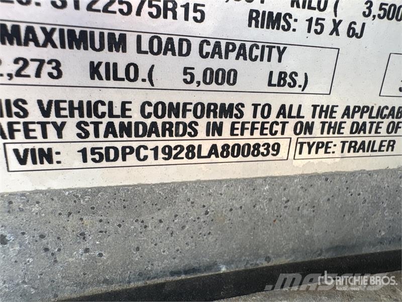 Demco AT7000P T/A 1 Car Open Car Carrier Trailer Vehicle transport semi-trailers