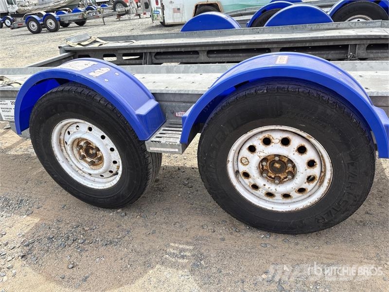 Demco AT7000P T/A 1 Car Open Car Carrier Trailer Vehicle transport semi-trailers