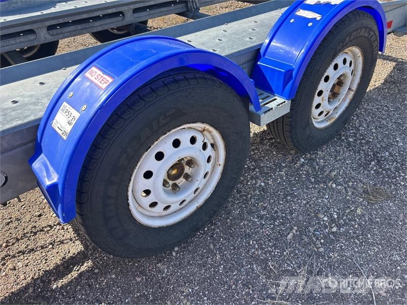 Demco AT7000P T/A 1 Car Open Car Carrier Trailer Vehicle transport semi-trailers