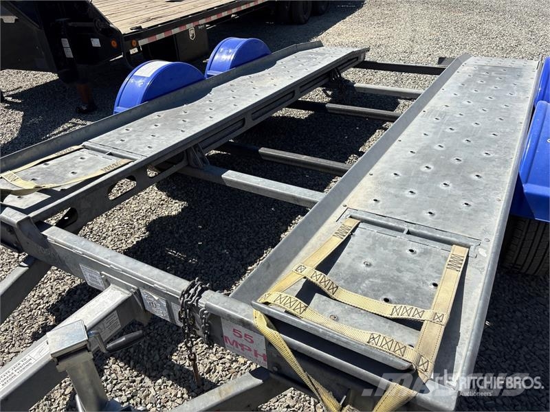 Demco AT7000P T/A Open Car Carrier Trailer Vehicle transport semi-trailers