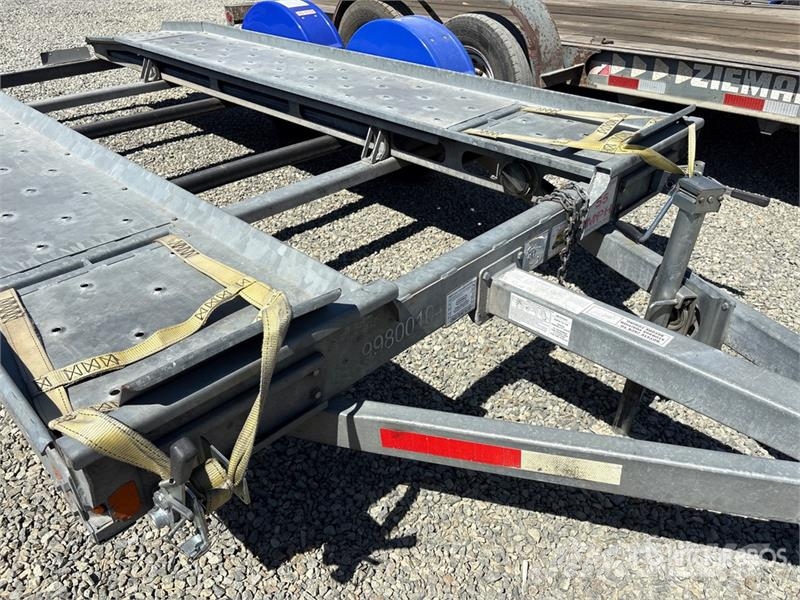 Demco AT7000P T/A Open Car Carrier Trailer Vehicle transport semi-trailers