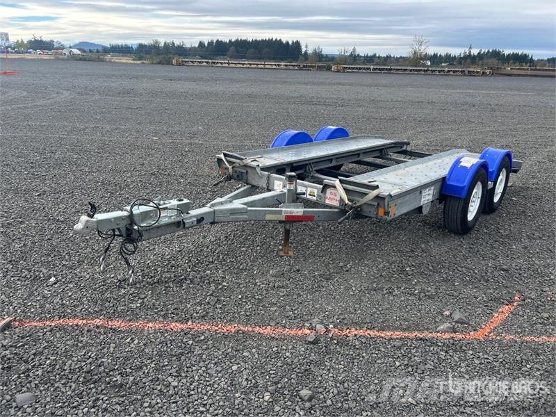 Demco AT7000P T/A Open Car Carrier Trailer Návěsy na přepravu automobilů