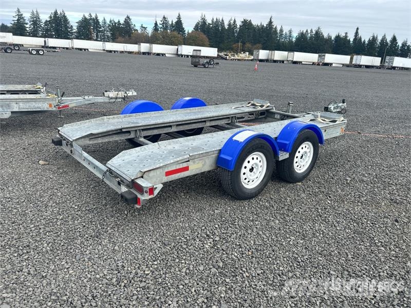Demco AT7000P T/A Open Car Carrier Trailer Návěsy na přepravu automobilů