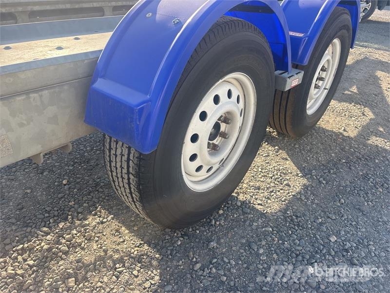 Demco T/A 1 Car Open Car Carrier Trailer Autotreileri
