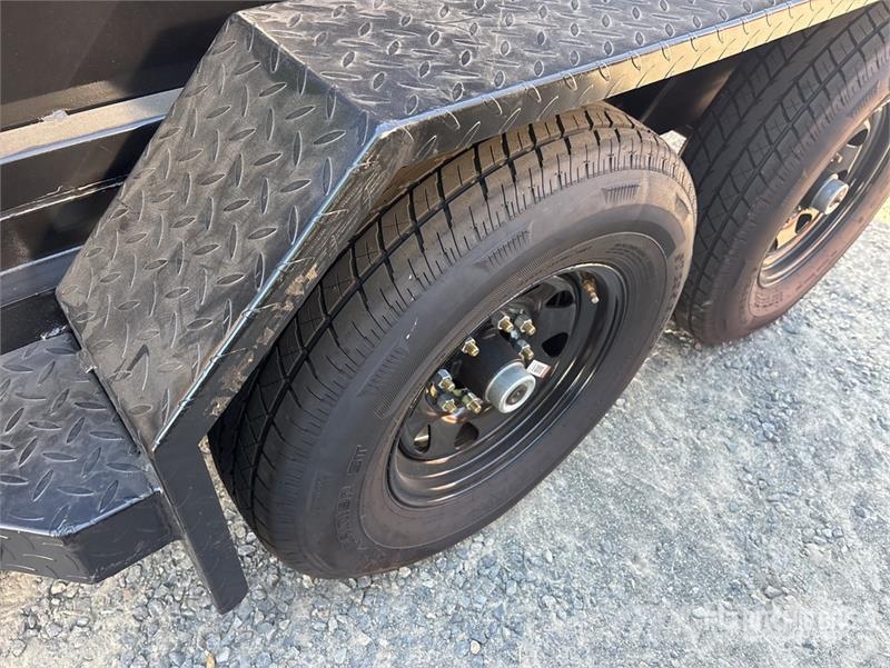Denton 14 ft T/A Dump Utility Trailer Pašizgāzējs