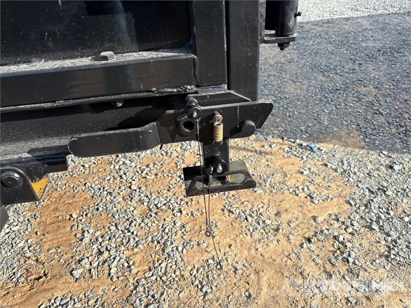 Denton DT-7142 14 ft T/A End Dump Trailer (Unused) Remorque benne