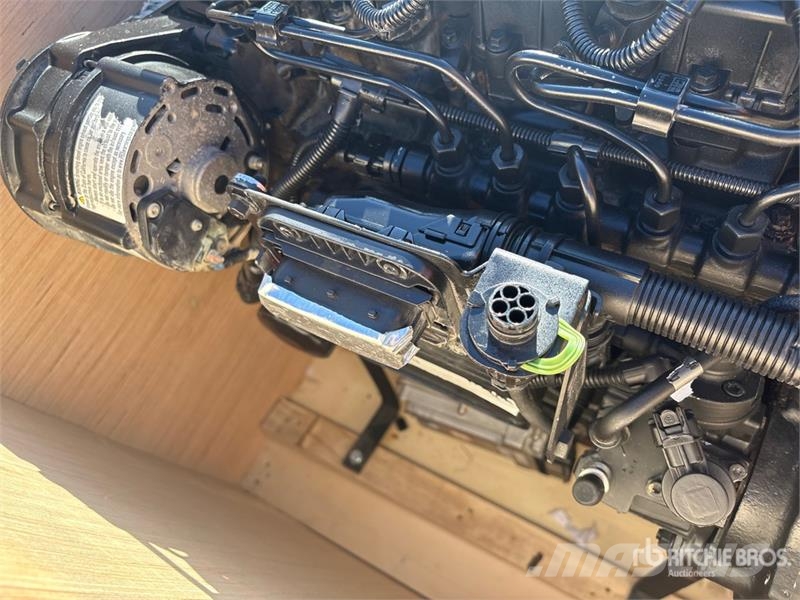 Deutz TD2.9L4 Engine Silniki