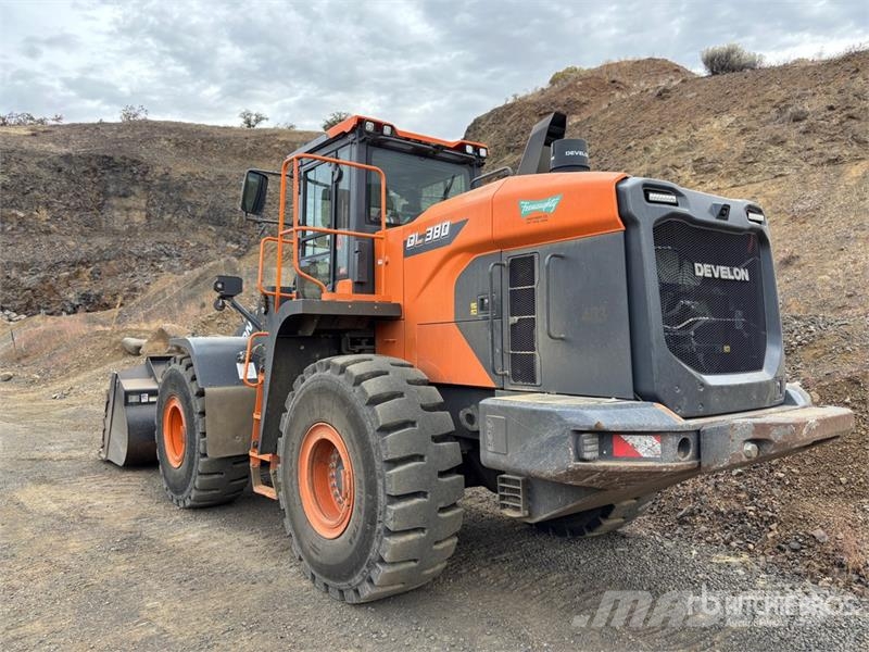 Develon DL380-7 Wheel Loader لوادر بعجل