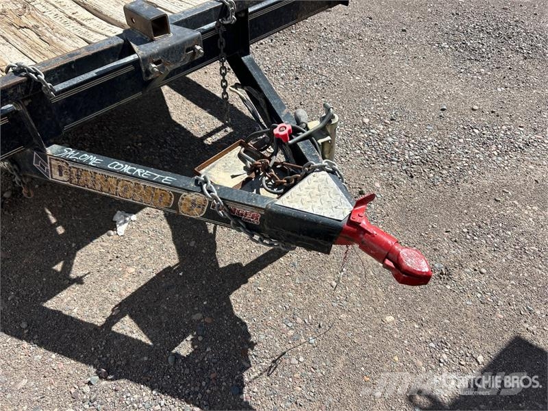 Diamond C 16 ft T/A Equipment Trailer Auto pārvadāšanas treileri