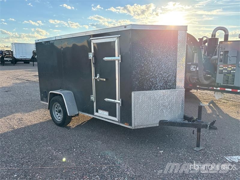 Diamond Cargo 5X10 SA-2990 10 ft S/A Enclosed Trailer Прицепы-фургоны