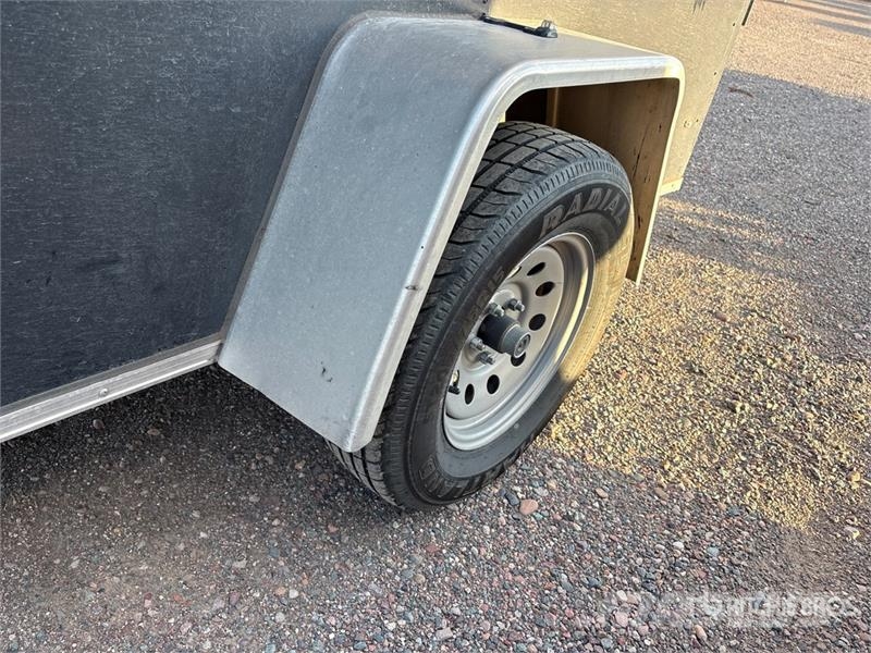 Diamond Cargo 5X10 SA-2990 10 ft S/A Enclosed Trailer Прицепы-фургоны