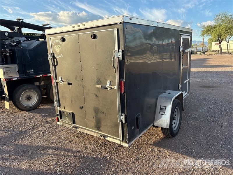 Diamond Cargo 5X10 SA-2990 10 ft S/A Enclosed Trailer Прицепы-фургоны