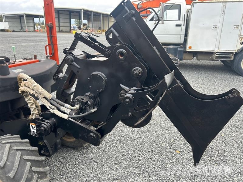 Ditch Witch 420SX 4x4 Cable Plow Plugovi