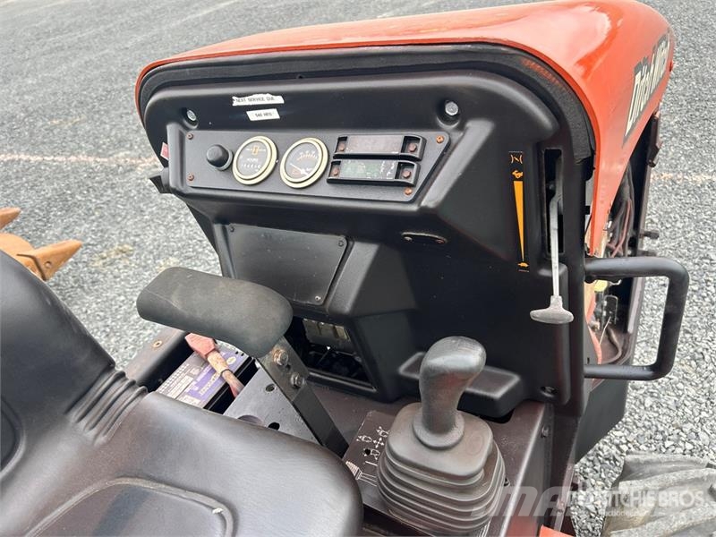 Ditch Witch 420SX 4x4 Cable Plow Plugovi